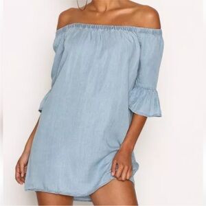 Forever 21+ Off-Shoulder Chambray Dress | Light Wash Denim Look | Size 1X | NWT